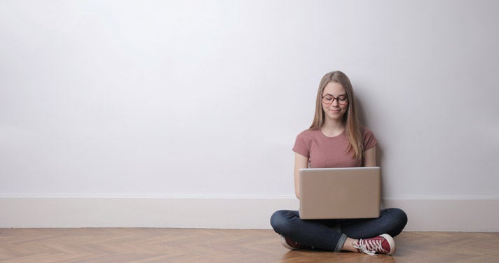 woman on laptop