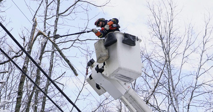 lineworker in bucket